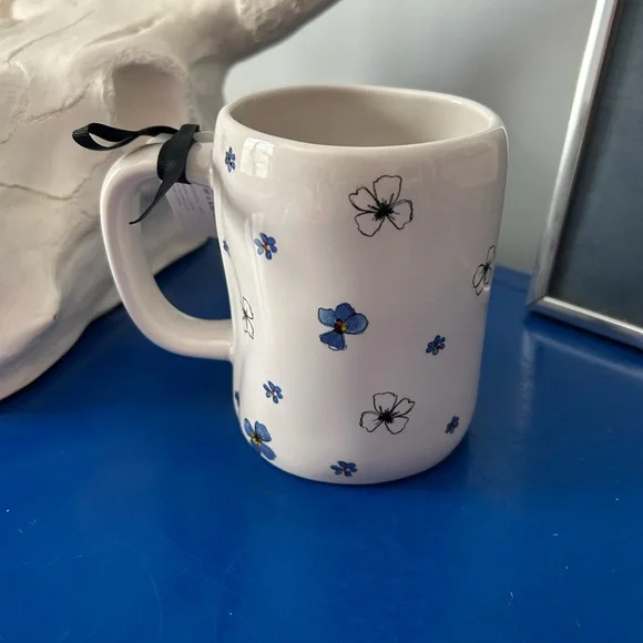 Rae Dunn Blue Flower Pattern Floral Jesus Loves Me Mug - Picture 5 of 7